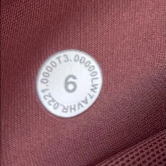 Lululemon Speed Up Low-Rise Short 2.5", Size 6, Camo Brier Rose / Spiced Chai - Picture 2 of 9